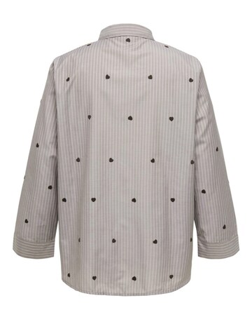 ONLY EMBROIDERED HEART SHIRT