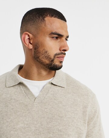 Lambswool Trophy Neck Slouch Knitted Polo