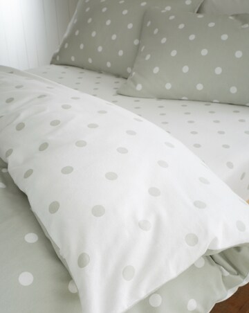 Catherine Lansfield Brushed Polka Dot Fitted Sheet