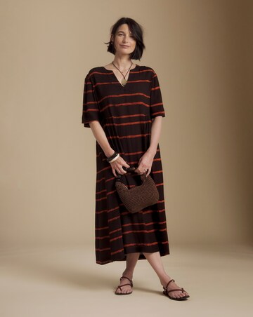 Julipa Petite Stripe Crinkle Midi Dress