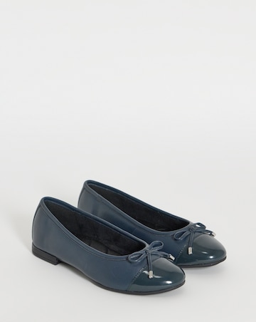 Vine Classic Toe Cap Leather Ballerina Shoes - Wide Fit (E)