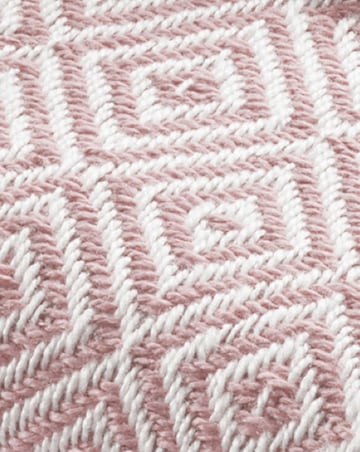 Woven Diamond Indoor/Outdoor Throw