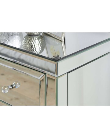Valencia 3 Drawer Chest
