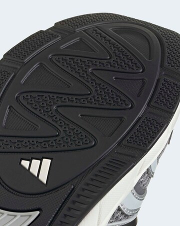 adidas Control Trainers