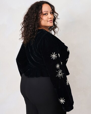 Hope & Ivy The Glacia Embellished Top