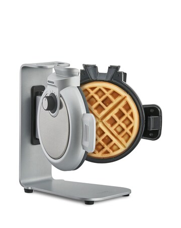 CASO WaffleUp Belgian Waffle Maker