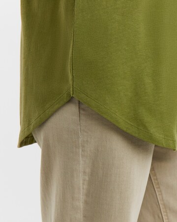 Green Longline Curved Hem 3/4 Sleeve