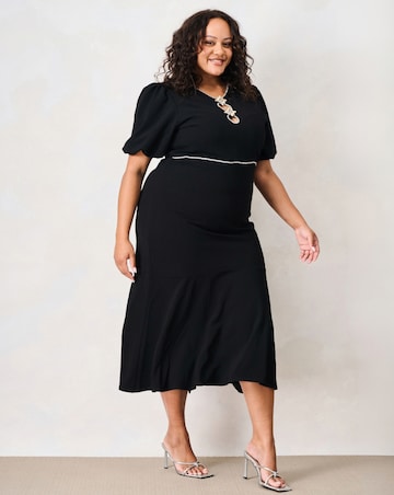 Hope & Ivy The Sutton Embellished Dress