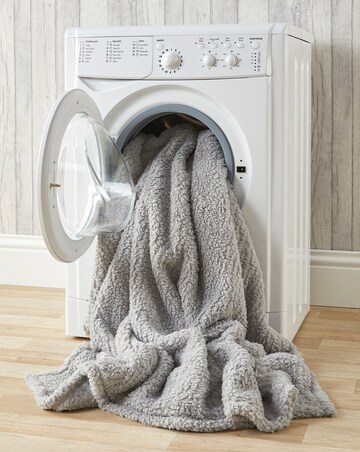 Downland Wearable Relaxing Blanket