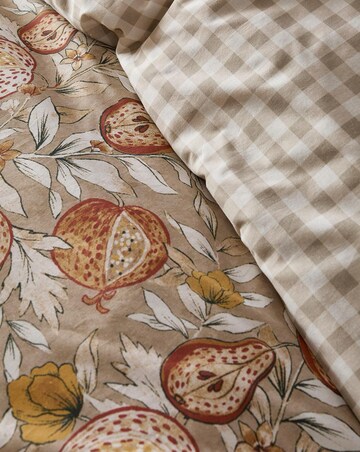 D & D Orchard Pears Duvet Cover Set