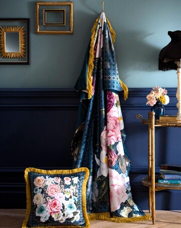 Laurence Llewelyn-Bowen Bouquet List Throw