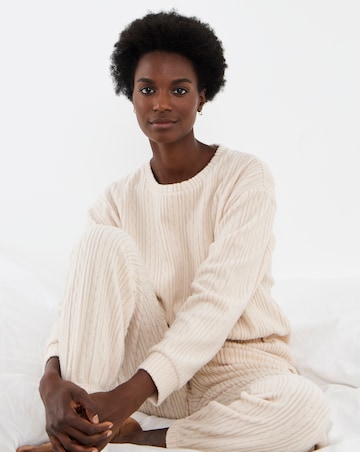 Pretty Secrets Cable Textured Lounge Set