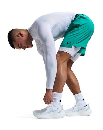 Under Armour Vanish Woven Shorts 6 Inch