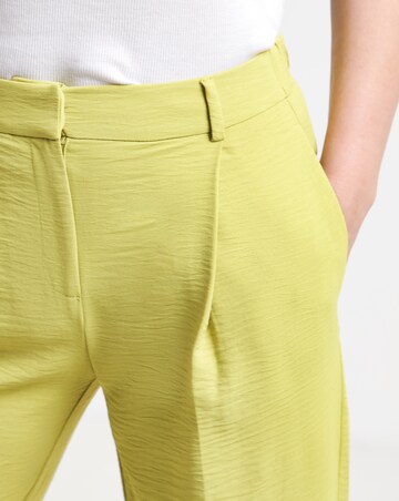 Textured Pleated Wide Leg Trousers