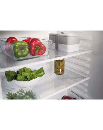 Indesit INBUL011.UK Integrated Under Counter Fridge