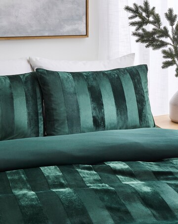 Embossed Velvet Stripe Duvet Cover Set