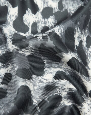 Mango Leopard Neckerchief