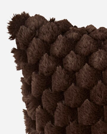 Scallop Faux Fur Cushion - Chocolate