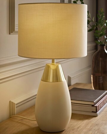 ValueLights Hurst Large Cream Touch Table Lamp