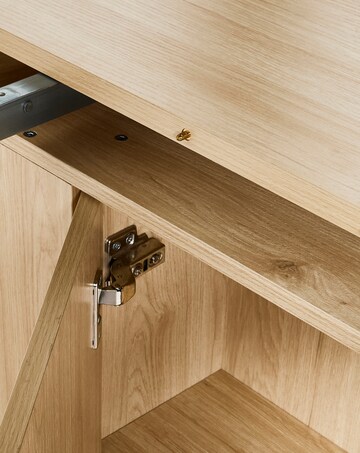 Leighton Extendable Oval Dining Table