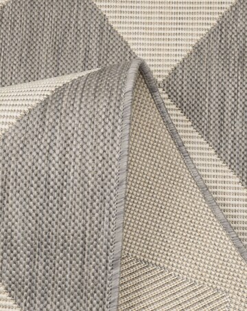 County Diamonds Indoor/Outdoor Rug