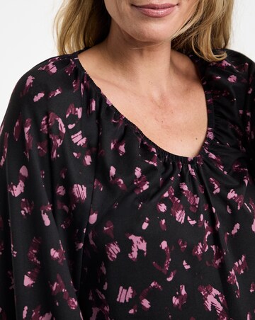 Printed Soft Touch V-Neck Longline Top