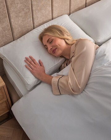 Silentnight Hotel Collection Luxe Cotton Box Pillow