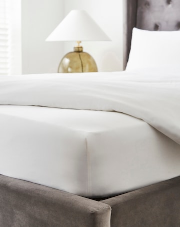 Hotel 300TC 30cm Fitted Sheet