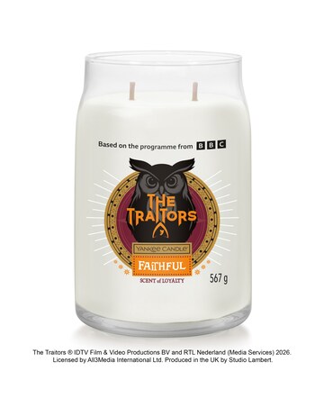 Yankee Candle The Traitors - Traitor Large Candle