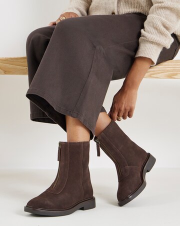 Jessy Zip Detail Ankle Boots - Wide Fit (E)