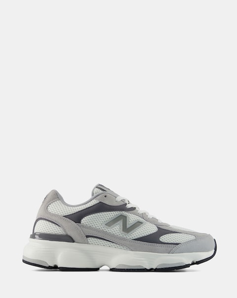 New Balance 603 Suede & Mesh Trainers