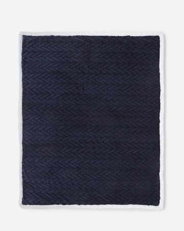 Chevron Textured Sherpa Fleece Throw
