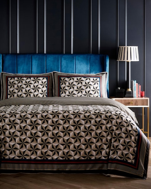 Laurence Llewelyn-Bowen Hero Duvet Cover Set