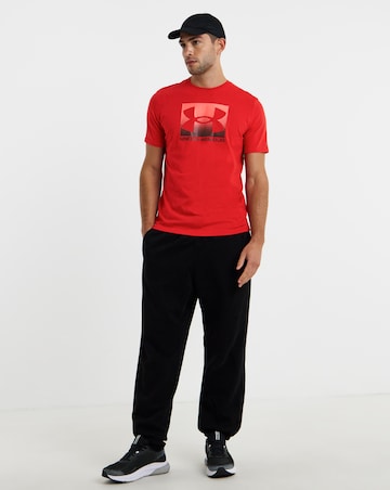 Under Armour Boxed Sports Logo T-Shirt