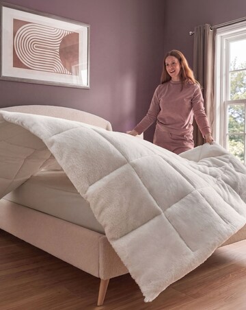 Silentnight Coverless Faux Fur 10.5 Tog Duvet