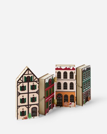 Lit Folding Wooden Street Scene