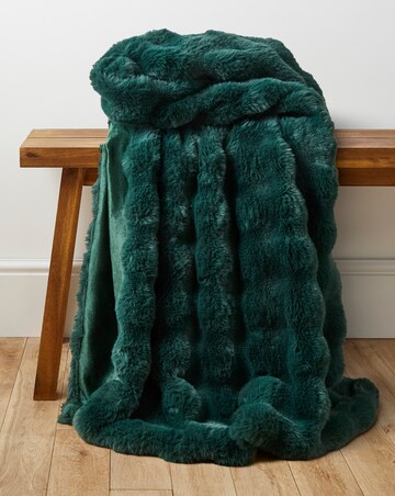Bubble Faux Fur Throw