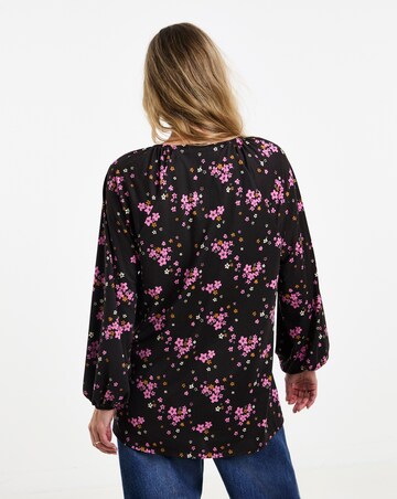 Printed Soft Touch V-Neck Longline Top