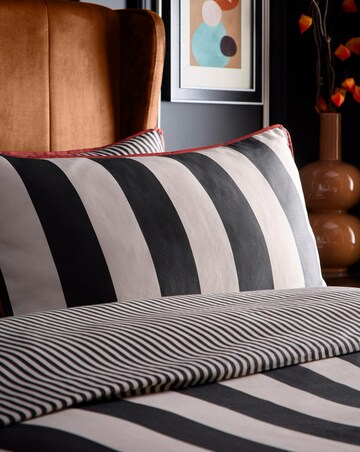 Laurence Llewelyn-Bowen Festivo Circus Stripe Duvet Cover Set