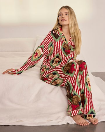 Chelsea Peers Classic Long Sleeve Button Up Christmas Pyjama Set