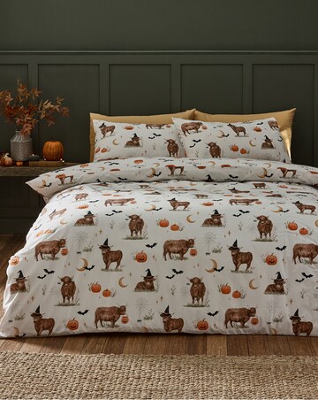 Catherine Lansfield Halloween Highland Cow Duvet Cover Set