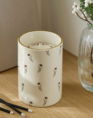 Ceramic Floral Voilet & Iris Candle