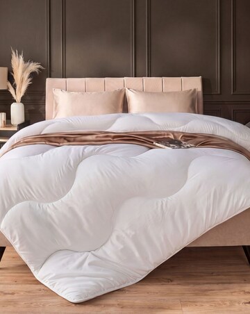 Silentnight Prestige Collection Sumptuous Silk 10.5 Tog Duvet