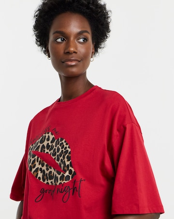 Pretty Secrets Animal Lips Print Pyjama Set