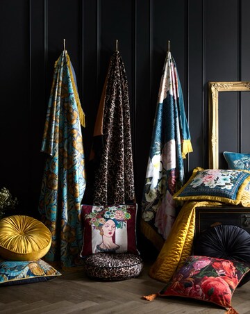 Laurence Llewelyn-Bowen Bouquet List Throw