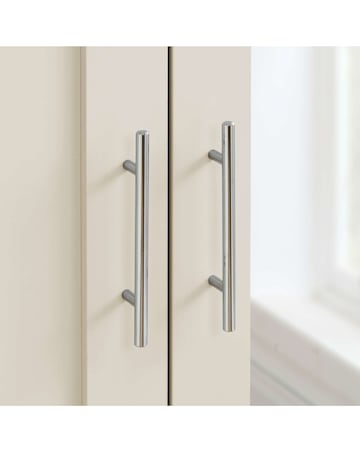 Highgate 3 Door Wardrobe With Mirror