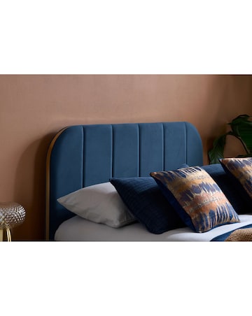 Rowan Curved Bed