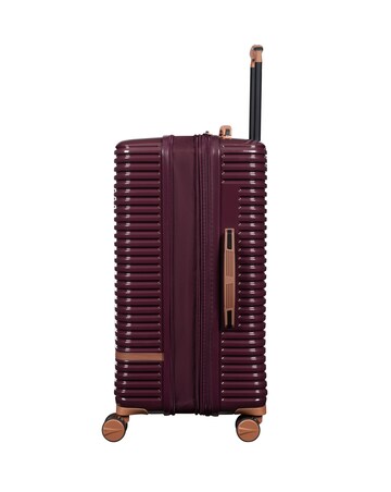 IT Luggage Replicating Medium Suitcase