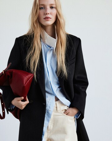 Mango Coat Dali