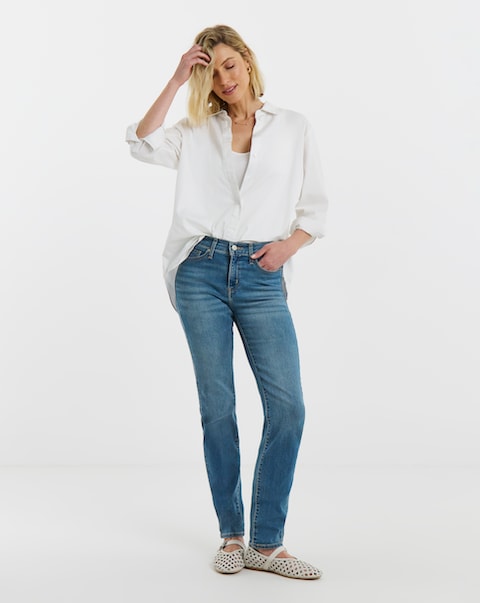 Levi's 314 Shaping Straight Jeans
